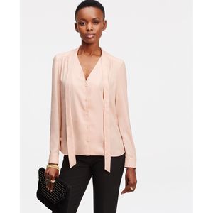 🔥 Ann Taylor V-neck Tie Blouse.  Re pushing